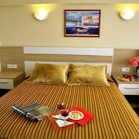 Hotel Olivera Ayvalik